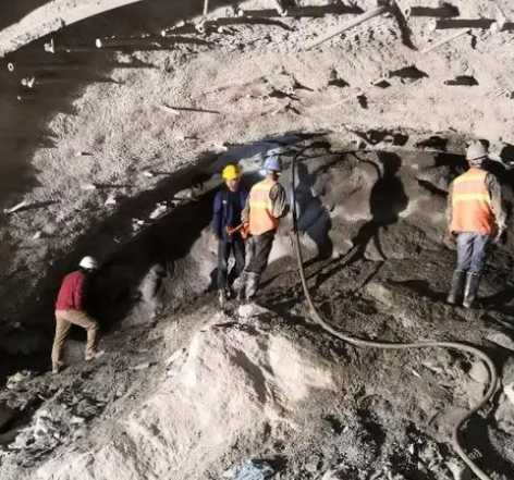 绍兴拱顶带模注浆料的施工流程及注意事项